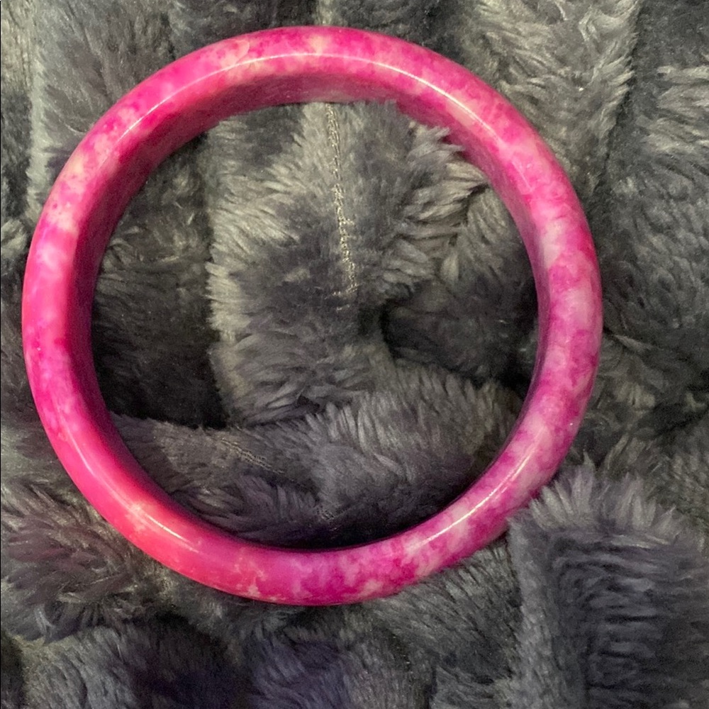 Vibrant exquisite Pink jade Bangle Bracelet(man made) but gorgeous 🌺